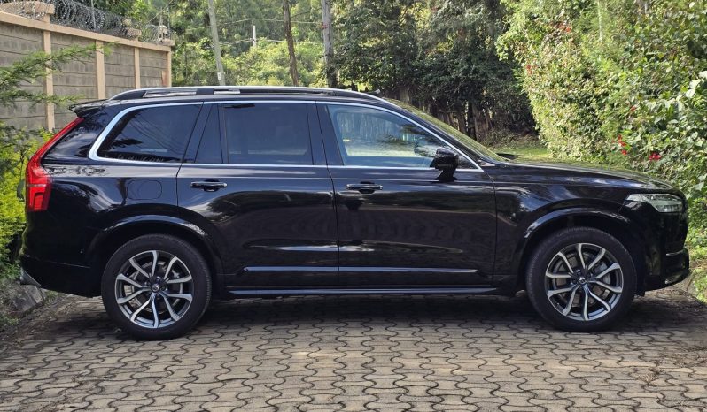 
								Volvo XC90 T5 full									