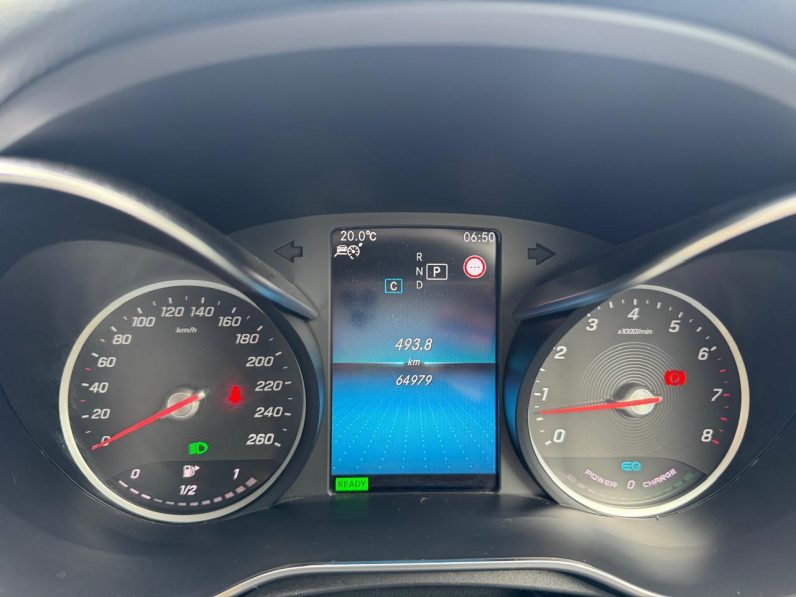 
								Mercedes-Benz C200 full									