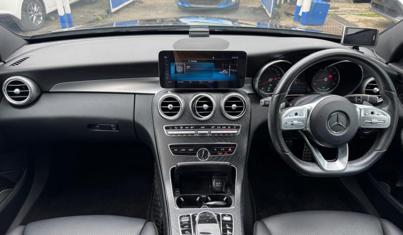 
								Mercedes-Benz C200 full									