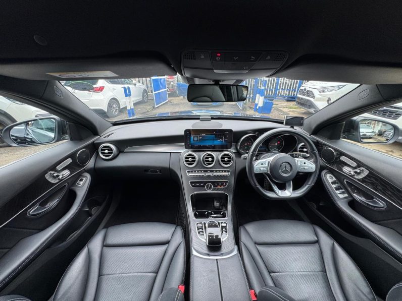 
								Mercedes-Benz C200 full									