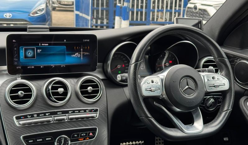
								Mercedes-Benz C200 full									