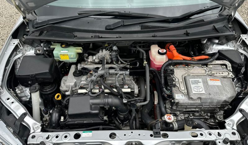 
								Toyota Axio full									