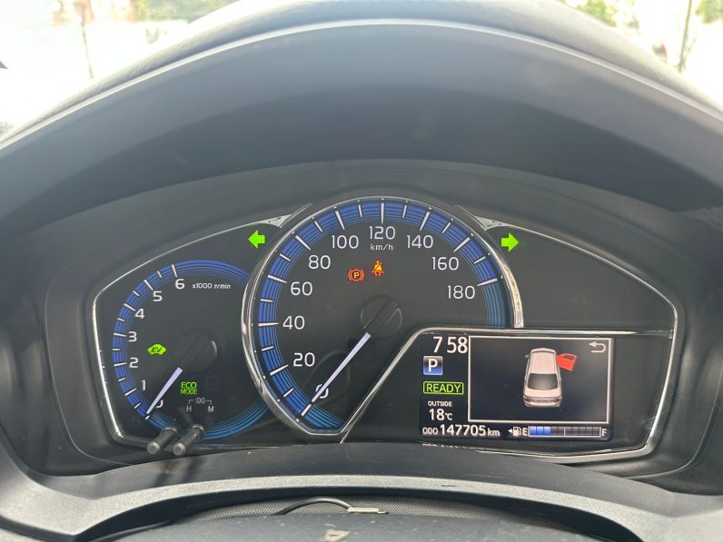 
								Toyota Axio full									