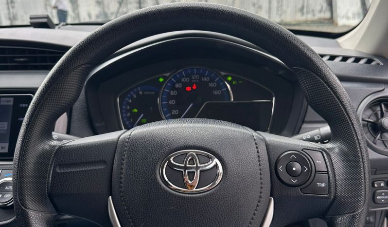 
								Toyota Axio full									
