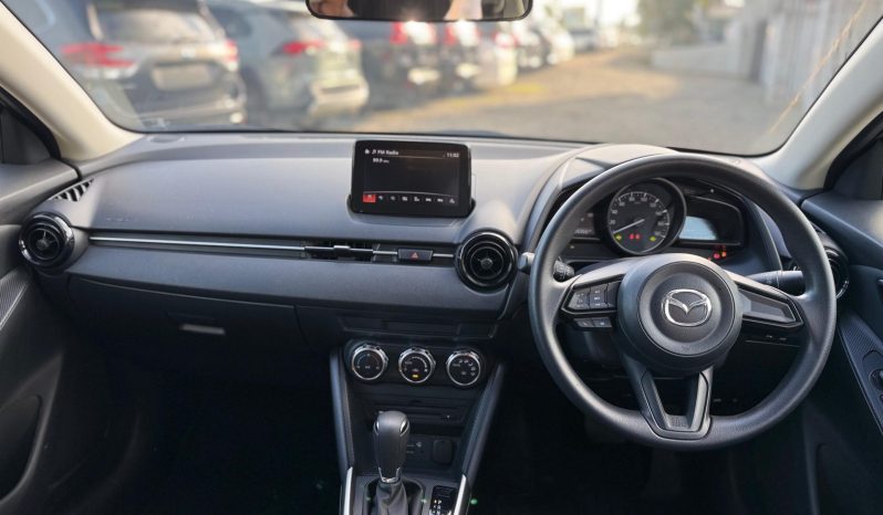 
								Mazda 2 full									