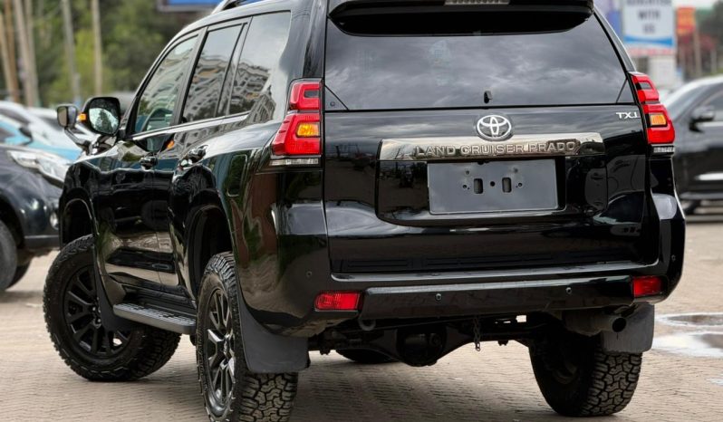 
								Toyota land cruiser prado TX full									