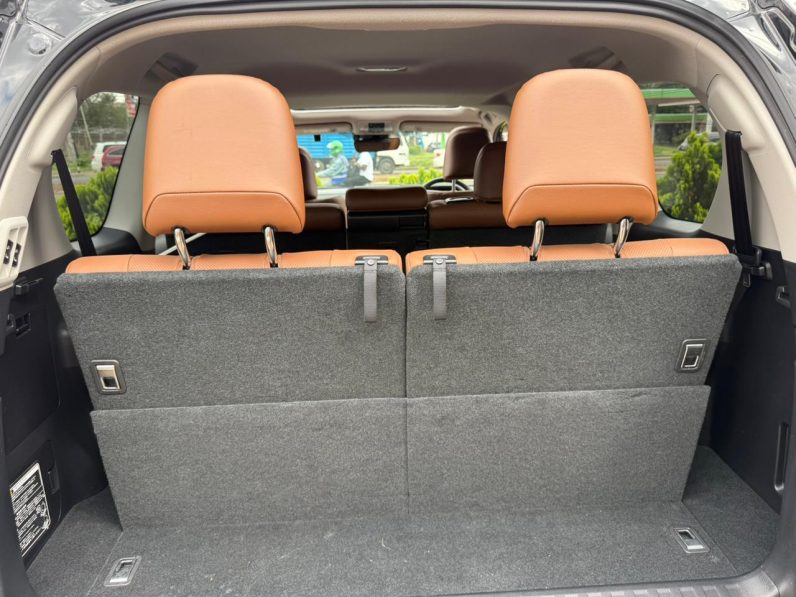 
								Toyota land cruiser prado TX full									