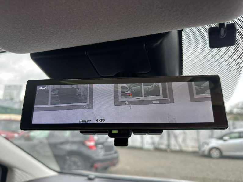 
								Nissan Note E-Power full									