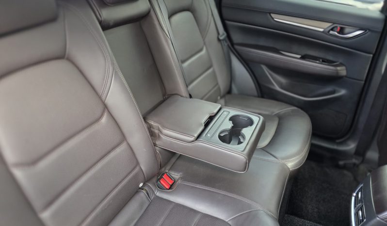 
								Mazda CX-5 full									