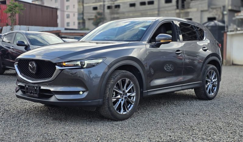 
								Mazda CX-5 full									