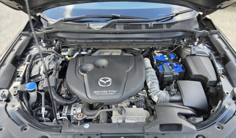 
								Mazda CX-5 full									