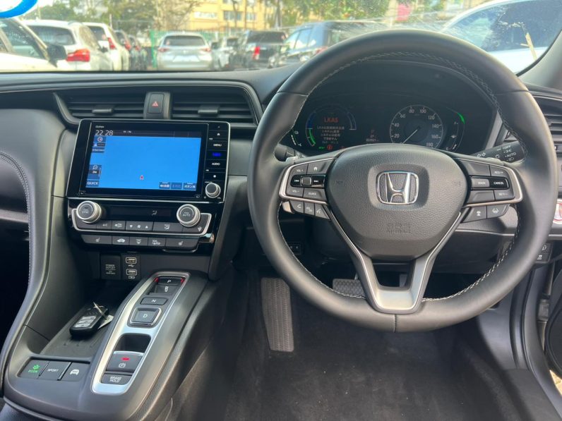 
								Honda Insight full									