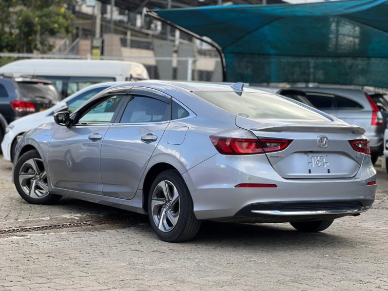 
								Honda Insight full									