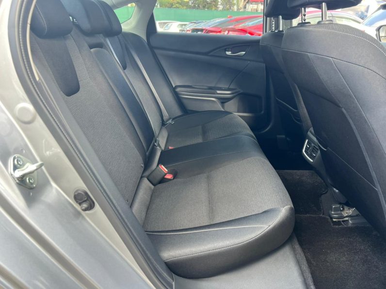 
								Honda Insight full									
