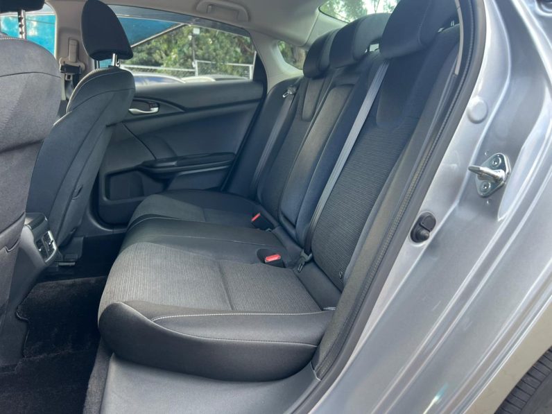 
								Honda Insight full									