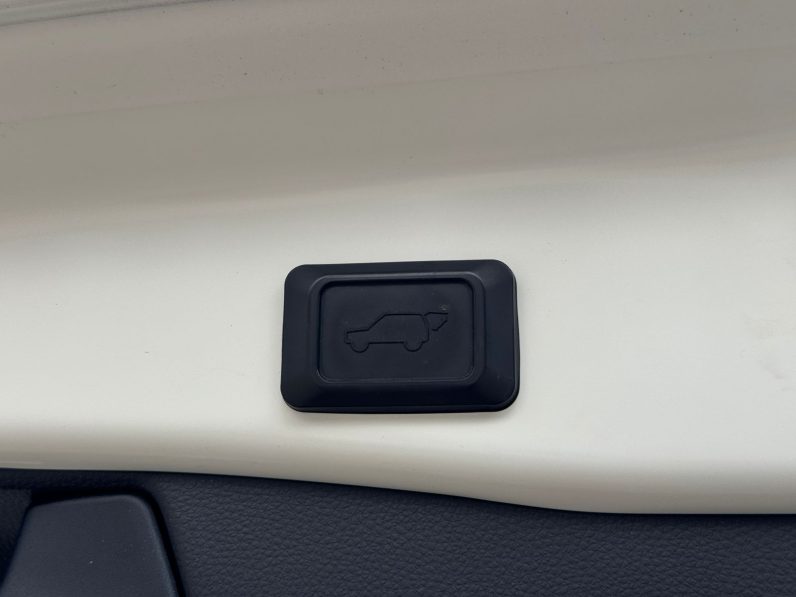 
								Toyota Rav4 full									