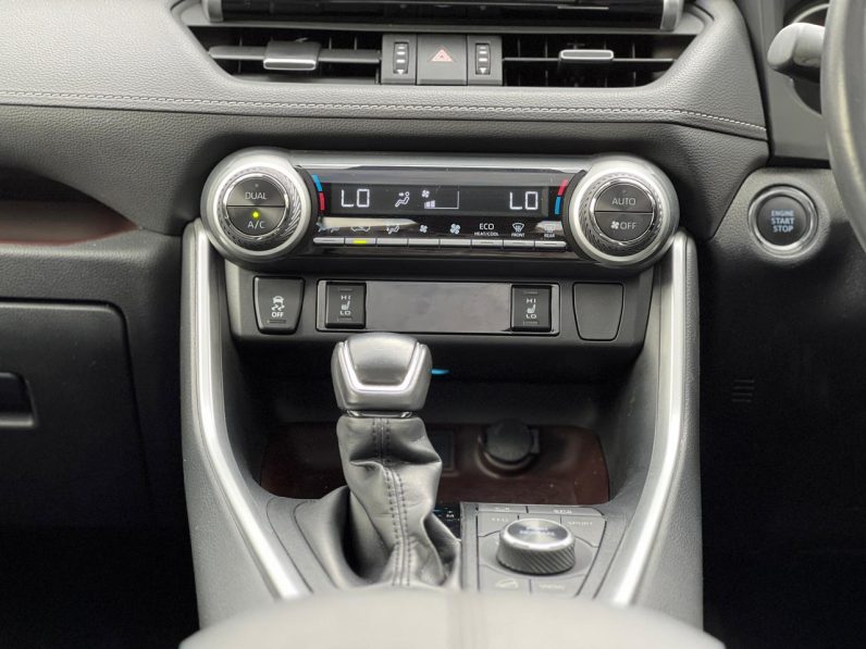 
								Toyota Rav4 full									