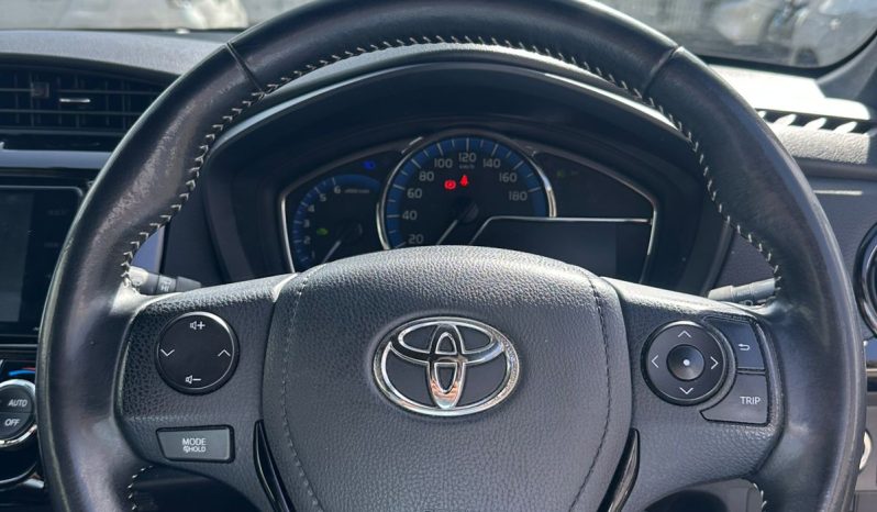 
								Toyota Axio full									