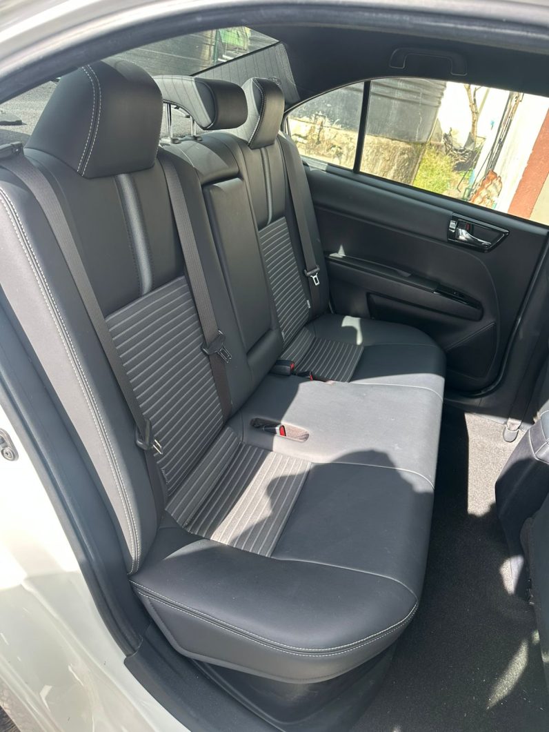 
								Toyota Axio full									