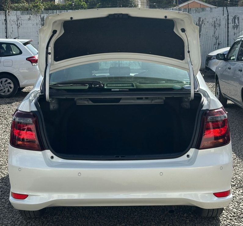 
								Toyota Axio full									