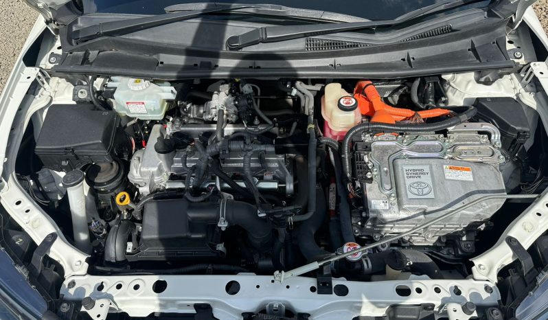 
								Toyota Axio full									