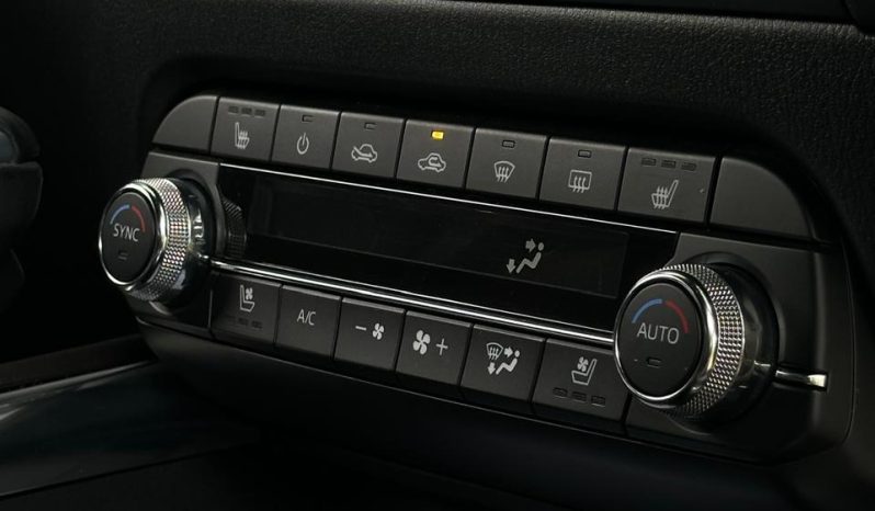 
								Mazda CX-5 full									