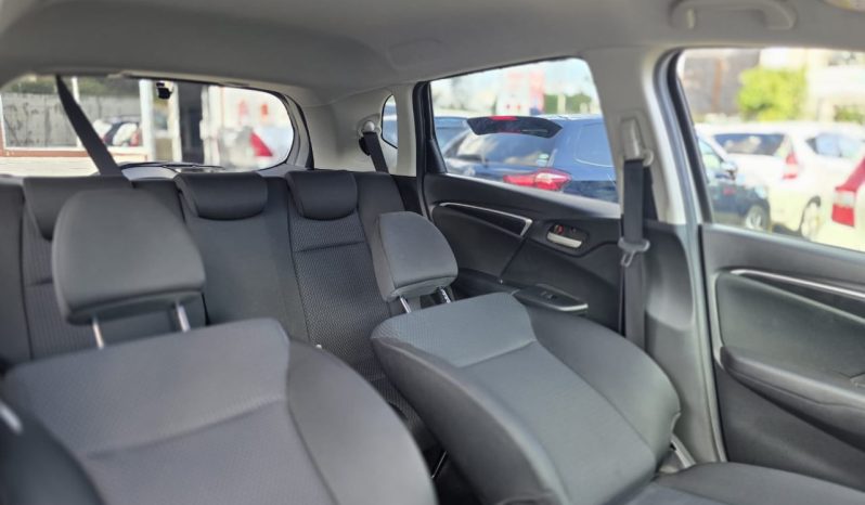 
								Honda Fit full									