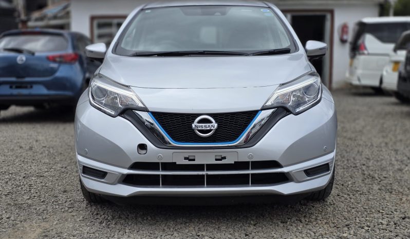 
								Nissan Note full									
