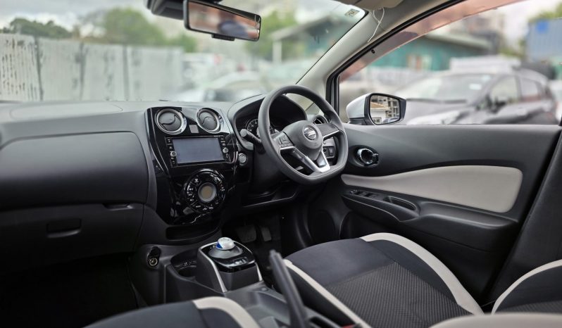 
								Nissan Note full									