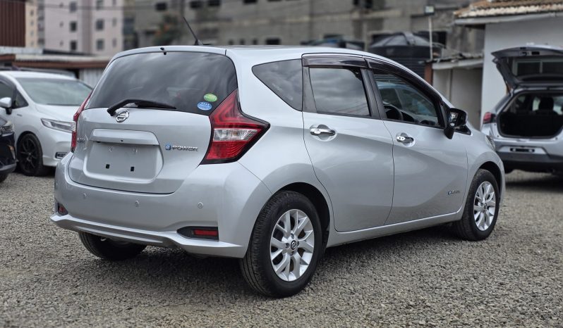 
								Nissan Note full									