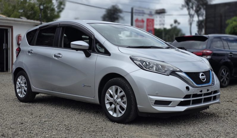 
								Nissan Note full									