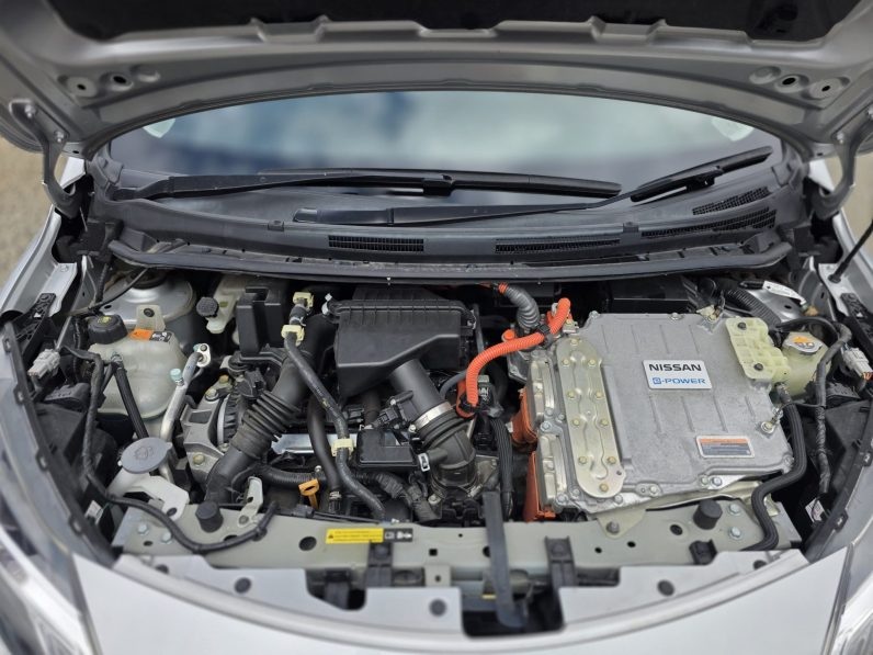 
								Nissan Note full									