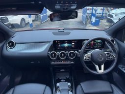Mercedes Benz B180