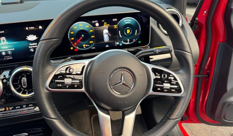 
								Mercedes Benz B180 full									