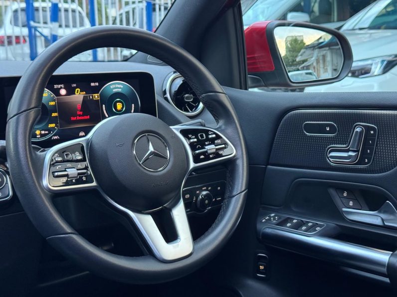 
								Mercedes Benz B180 full									