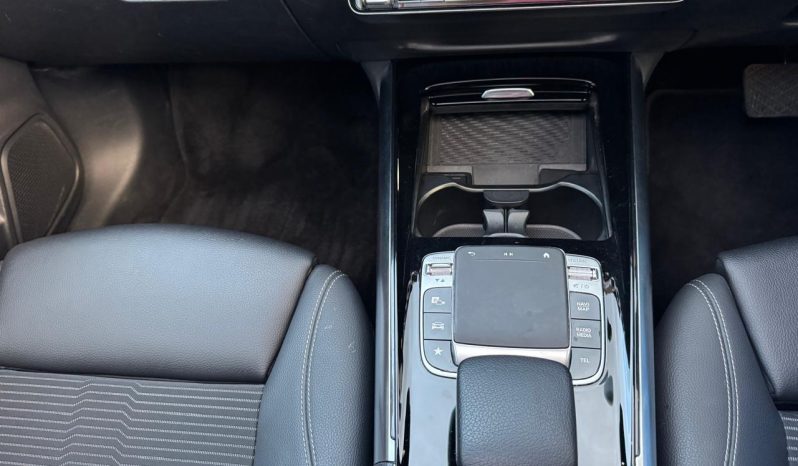 
								Mercedes Benz B180 full									