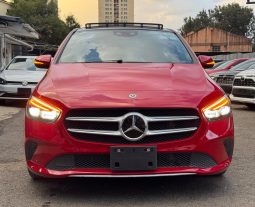 Mercedes Benz B180
