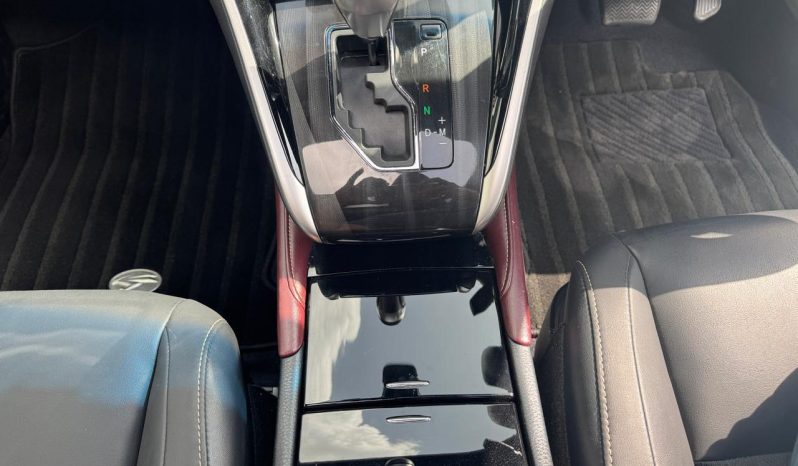 
								Toyota Harrier full									