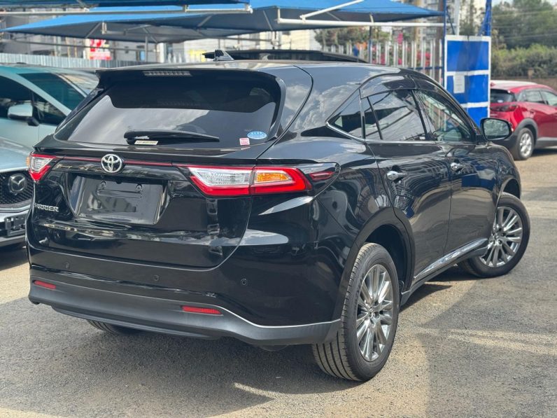 
								Toyota Harrier full									