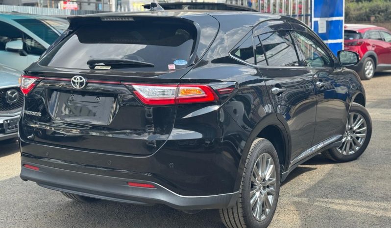 
								Toyota Harrier full									