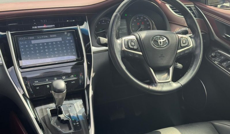 
								Toyota Harrier full									