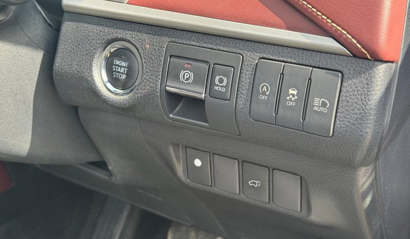 
								Toyota Harrier full									
