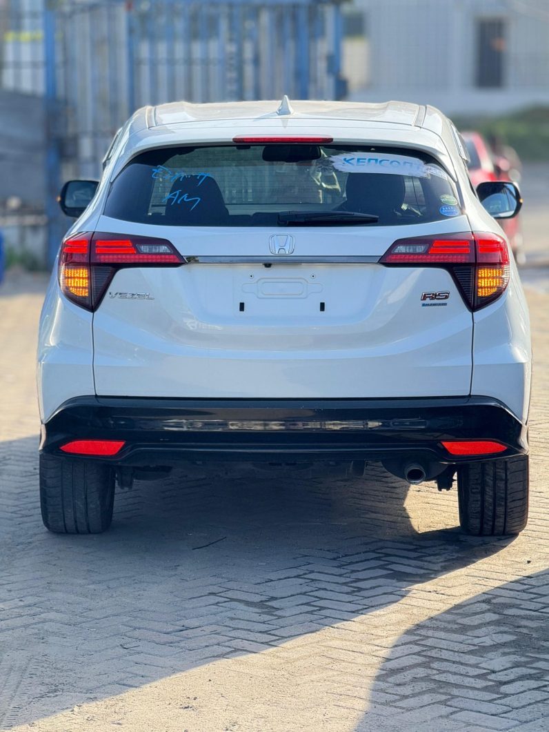 
								Honda Vezel full									