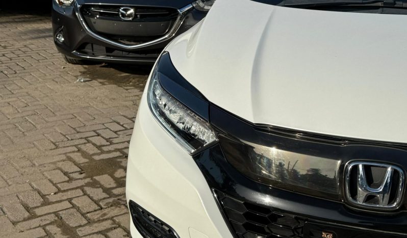 
								Honda Vezel full									