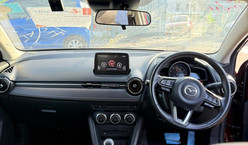 
								Mazda Demio full									
