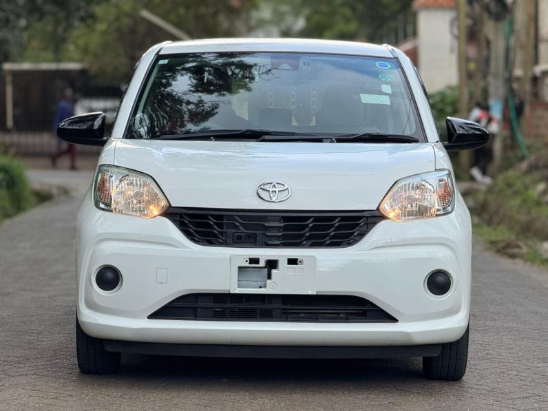 
								Toyota Passo full									