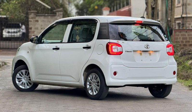 
								Toyota Passo full									