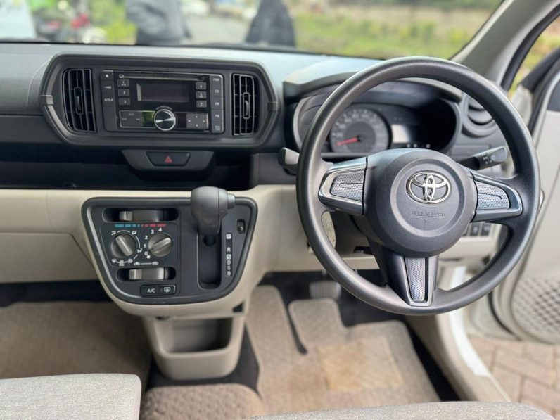 
								Toyota Passo full									