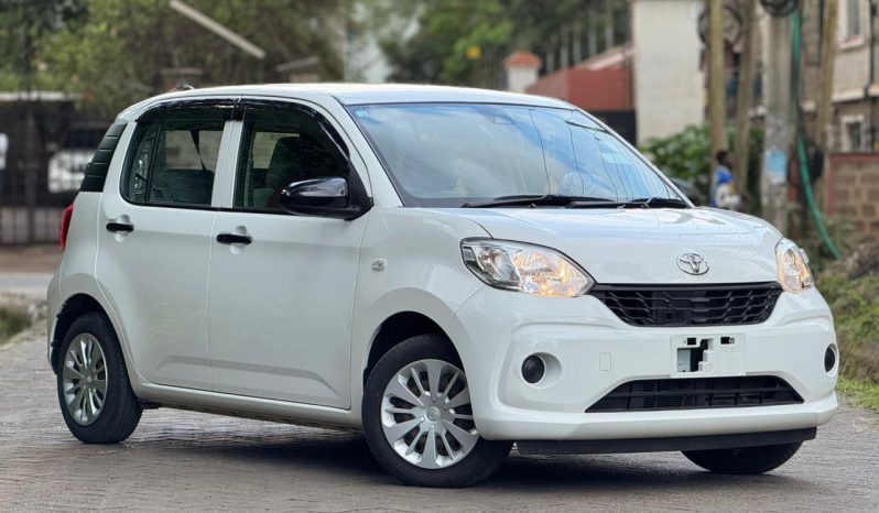 
								Toyota Passo full									