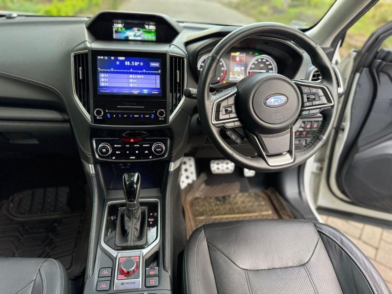 
								Subaru Forester E-Boxer full									